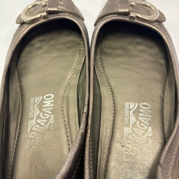 Salvatore Ferragamo Ballet Flats Metallic Bronze Women’s 6.5 Silver Buckle Y2K - Picture 9 of 13